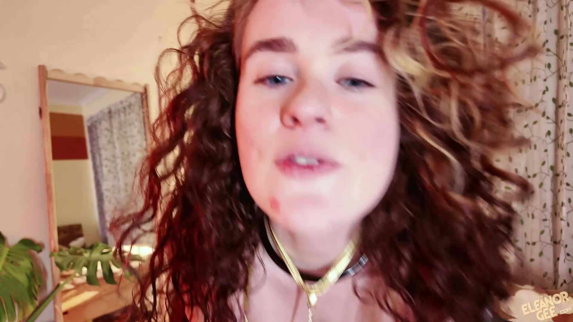 TheEleanorGee - Mommy's Wrong Costume