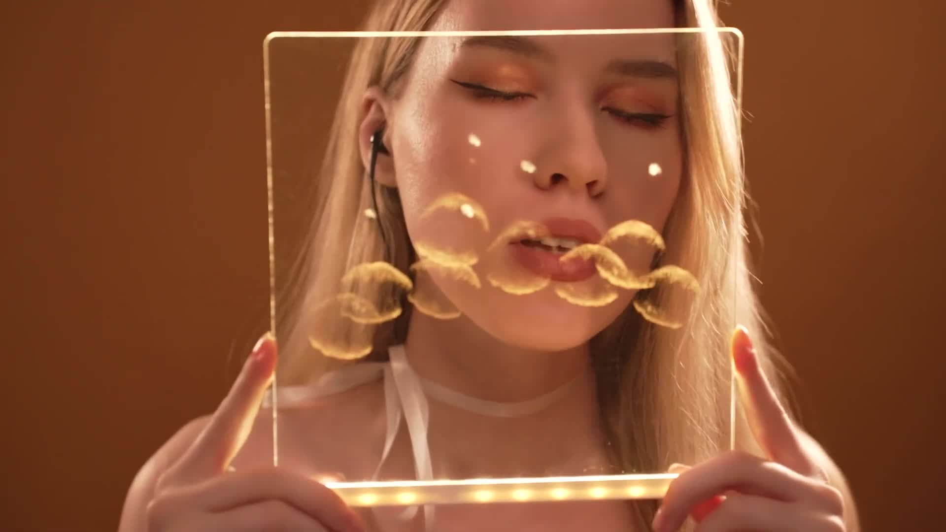 ASMR MOOD - Searing kisses