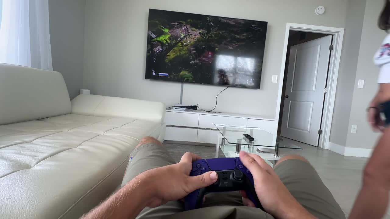 Horny Girlfriend Vs Gamer Boyfriend ~ Bunny Fae