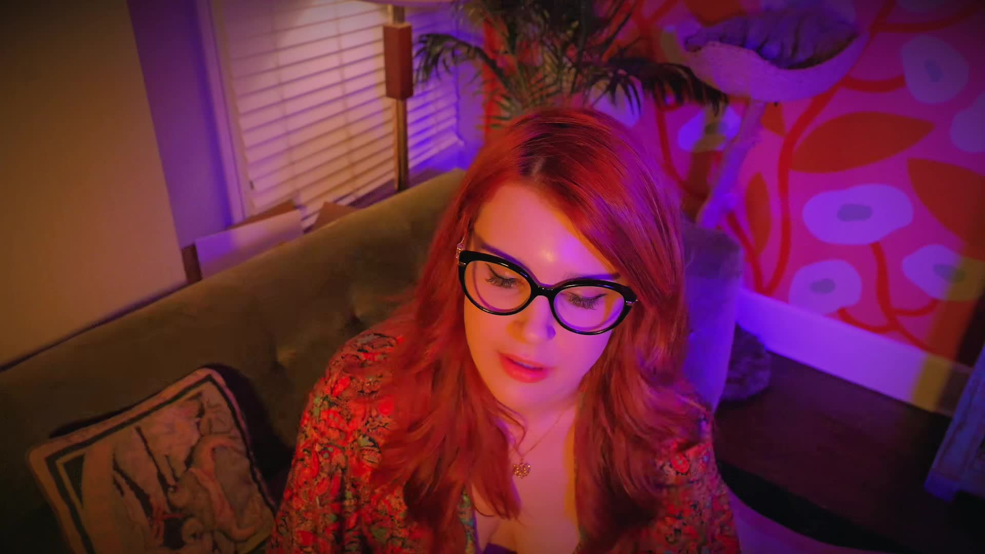Olive Wood - Mommy, Theres Something in My Ass 2