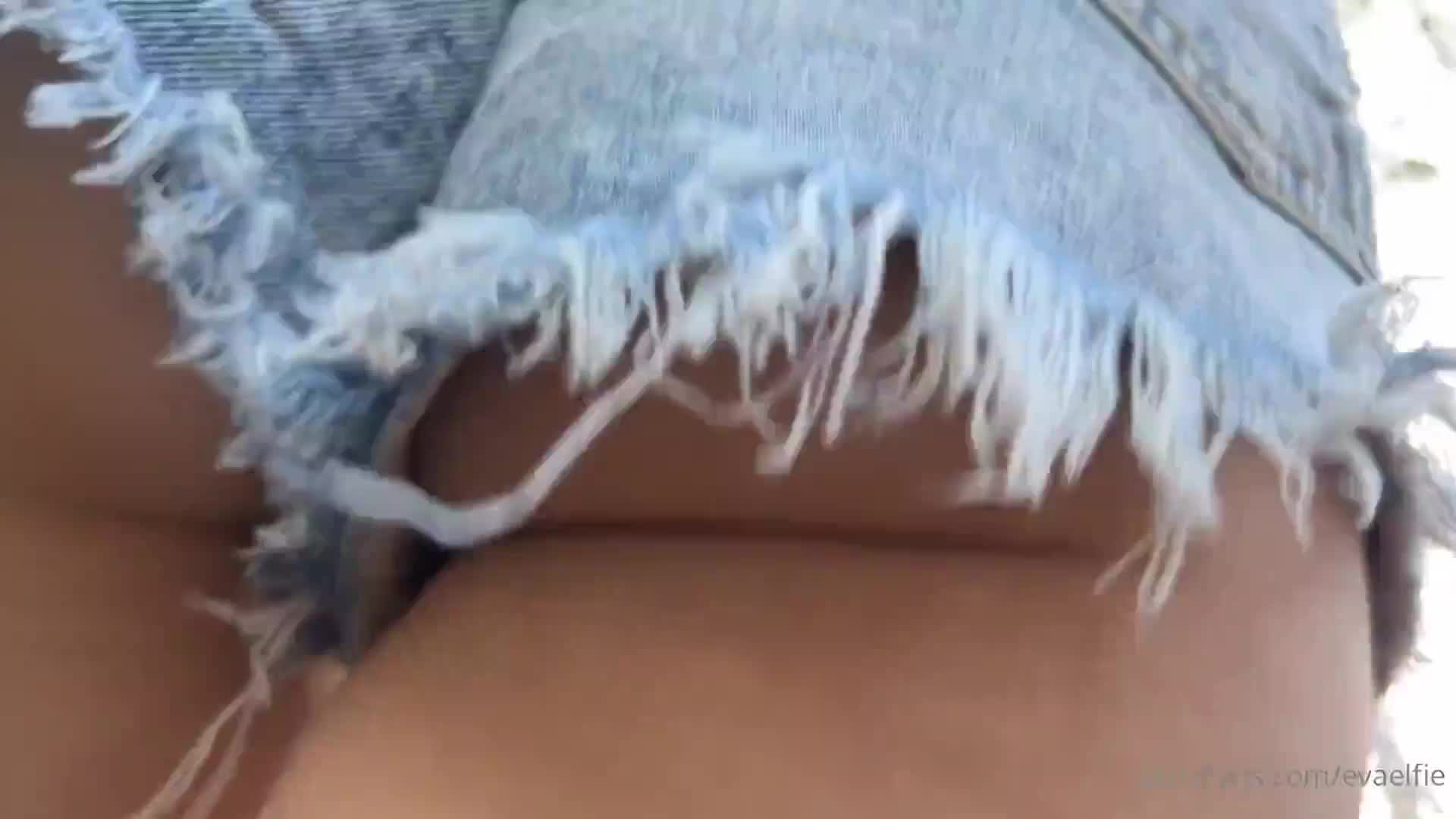 Eva Elfie Gets Fucked In A Public Restroom - Blowjob - Blonde - Public Restroom - Raw Sex - BWC - Busty - Exhibitionism - BWC Blowjob