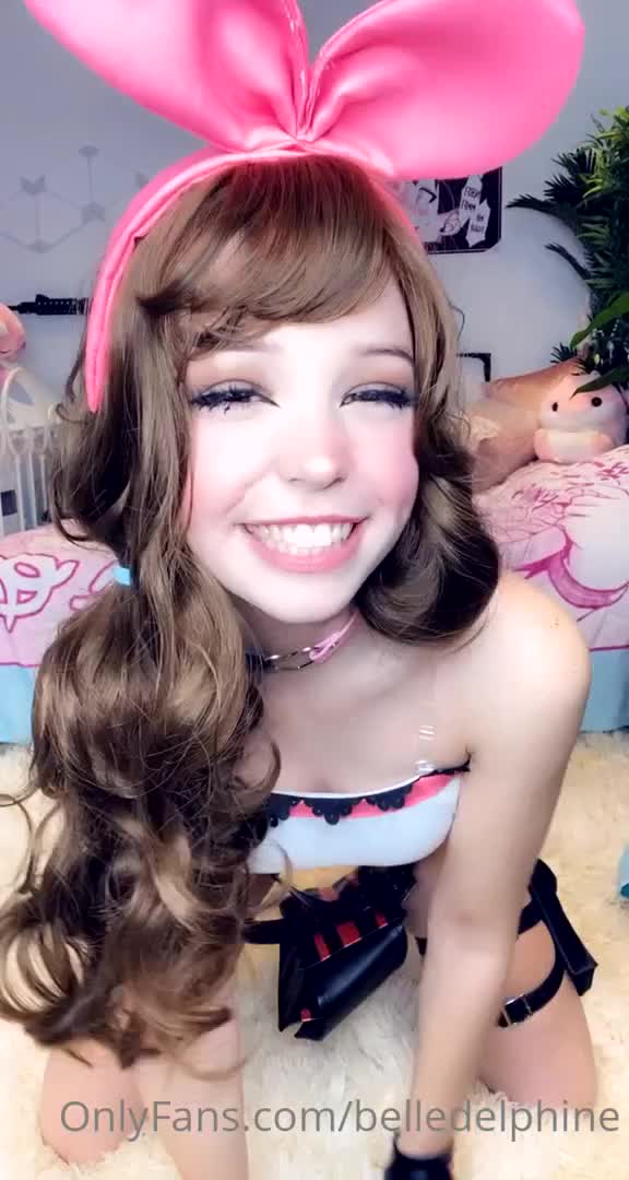 Belle Delphine Showing Off Her Bunny Costume - Bunnies - Seduction - British - Cosplay