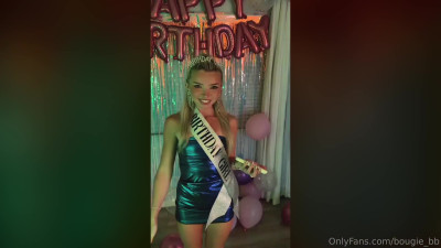Bougie_Bb Plays With Her Dildos On Her Birthday - Masturbation - Blowjob - OnlyFans Model - Dildo - Fuck Machine - Dildo Sucking - Doggy Style - Heels - Handjob - On Her Knees - ASMR Porn Video & Massage XXX | Fullthot