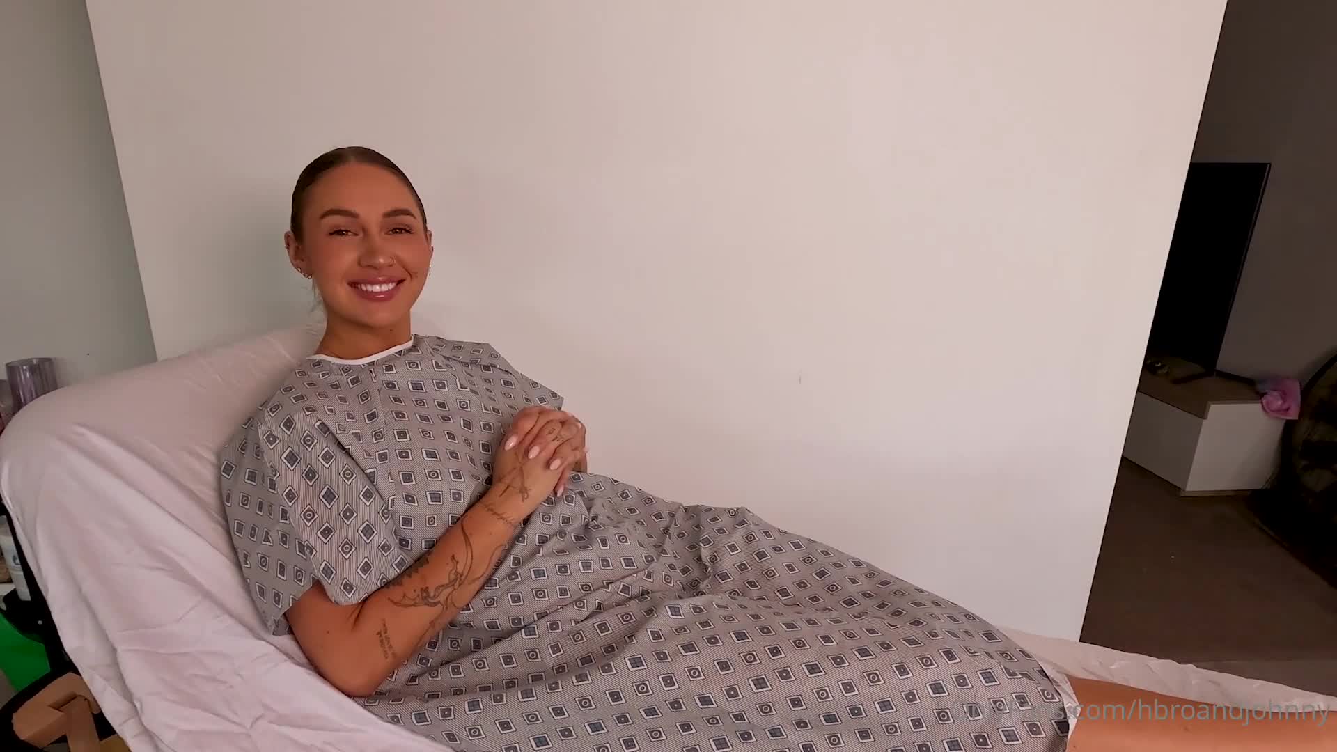 Holly Brougham's Asshole Gets Fingered And Smashed - Anal - Sex - Oral Sex - PAWG - Big Ass - Doctor