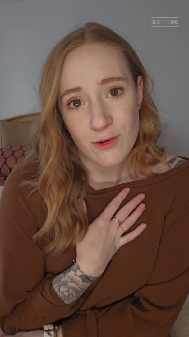 Fiona Dagger - Losing Your Virginity To Mommy