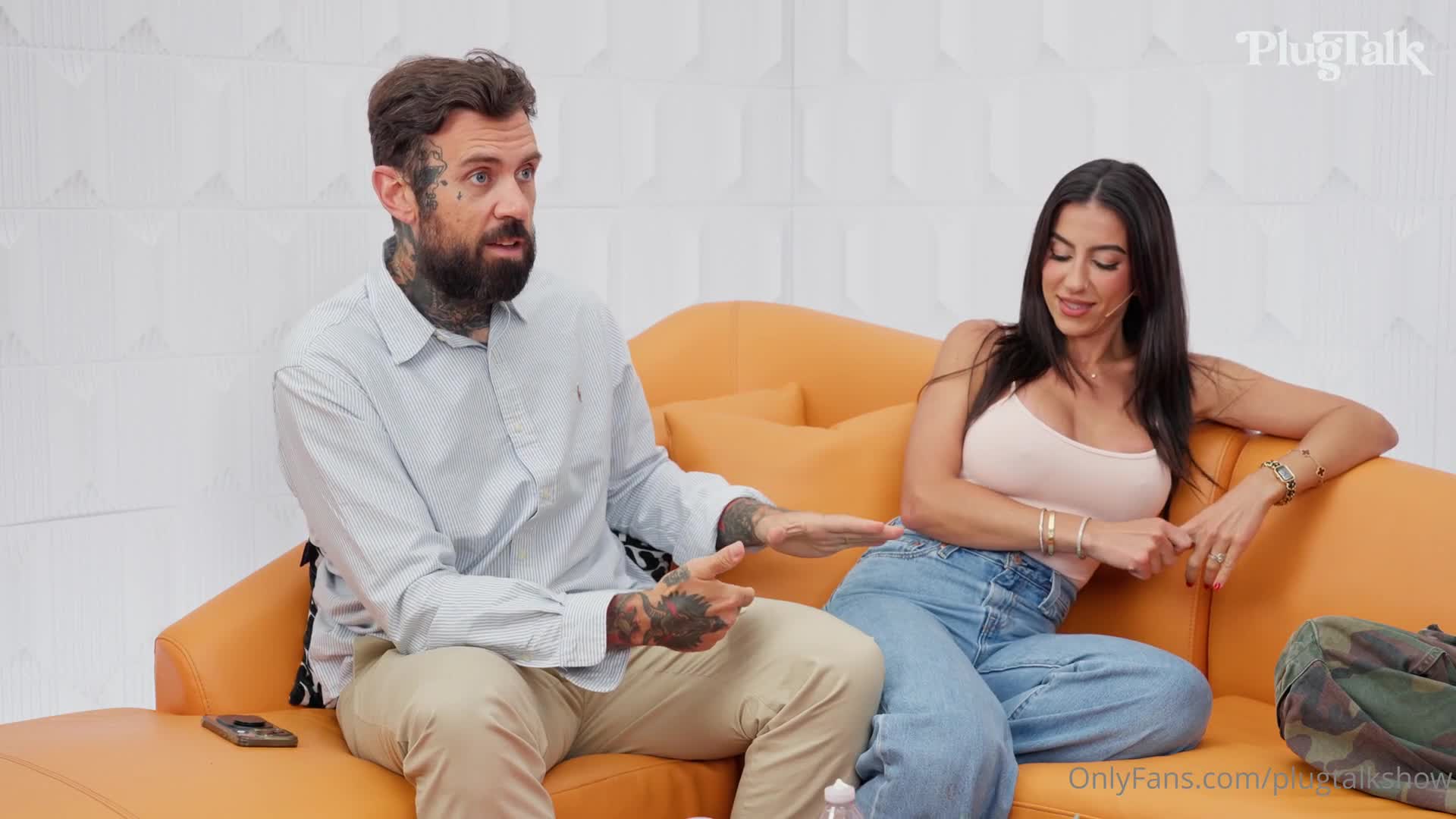 Lena The Plug & Angel Youngs's PlugTalk Threesome - American - White - American Threesome