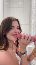 Arikytsya Blowjob To A Dildo In The Bathroom - Bathroom - Bathroom Dildo - Bathroom Blowjob - ASMR Porn Video & Massage XXX | Fullthot