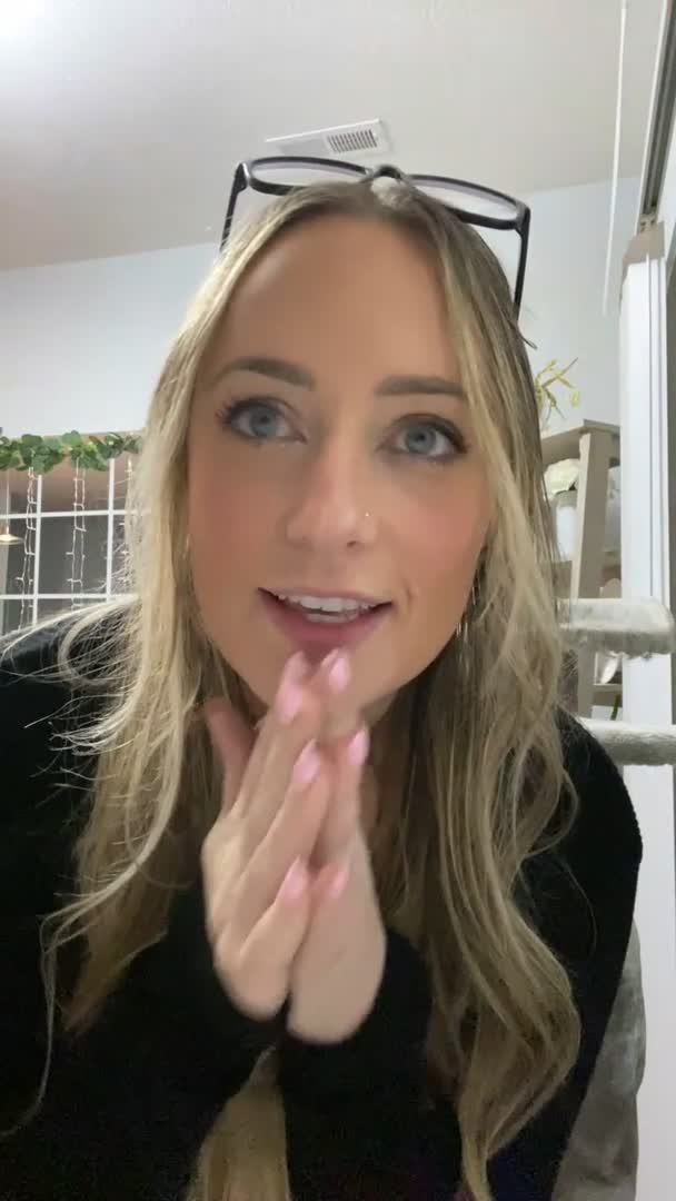 Miss Cassi ASMR - Going outside naked in the snow