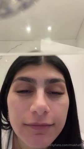 Big Tits Mia Khalifa Reads A Book Naked - HD - Lebanese - Arabic - Naughty Bookworm - Bookworm