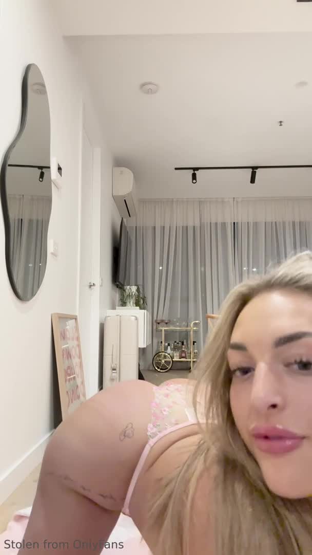 Alannasworldx Pleasures Herself Using A Dildo - Masturbation - Big Boobs - OnlyFans - Blonde - Big Tits - Dildo - Solo - Sticking - Solo Masturbation - BWC