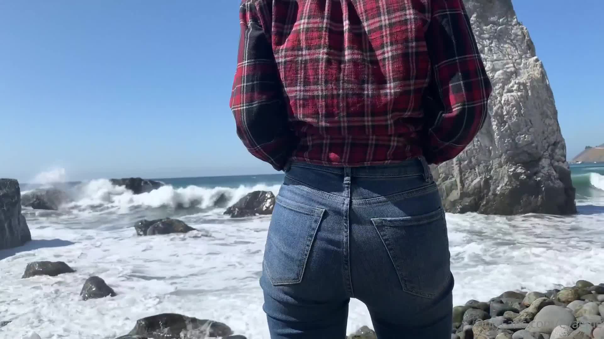 Eva Elfie Has Sex While On A Vacation - Blowjob - Outdoor - Sex - Beach - Blonde Blowjob - Sloppy Blowjob - Doggy Style - Ass - Jiggly Boobs - Perfect Tits