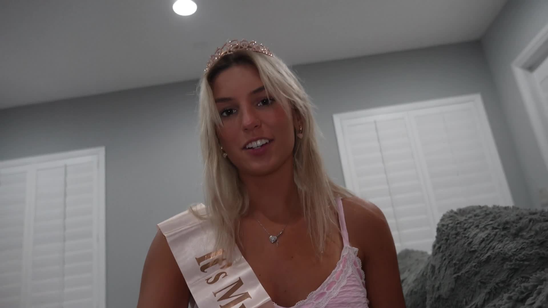 Ambie Bambi Gets Facial On 18th Birthday - 4K - Blowjob - OnlyFans - OnlyFans Model - Blonde - Teen - Petite - Young - Tattoos - Skinny
