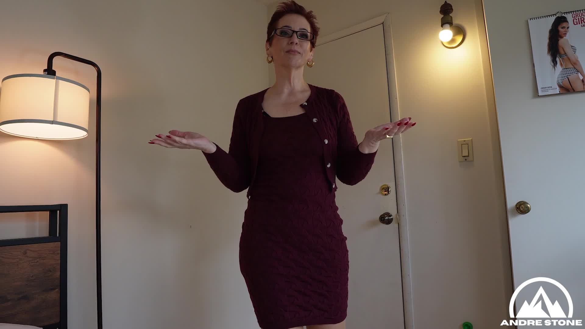 Sexy Redhead GILF Tutor Ruby Lynne Distracts You From Study
