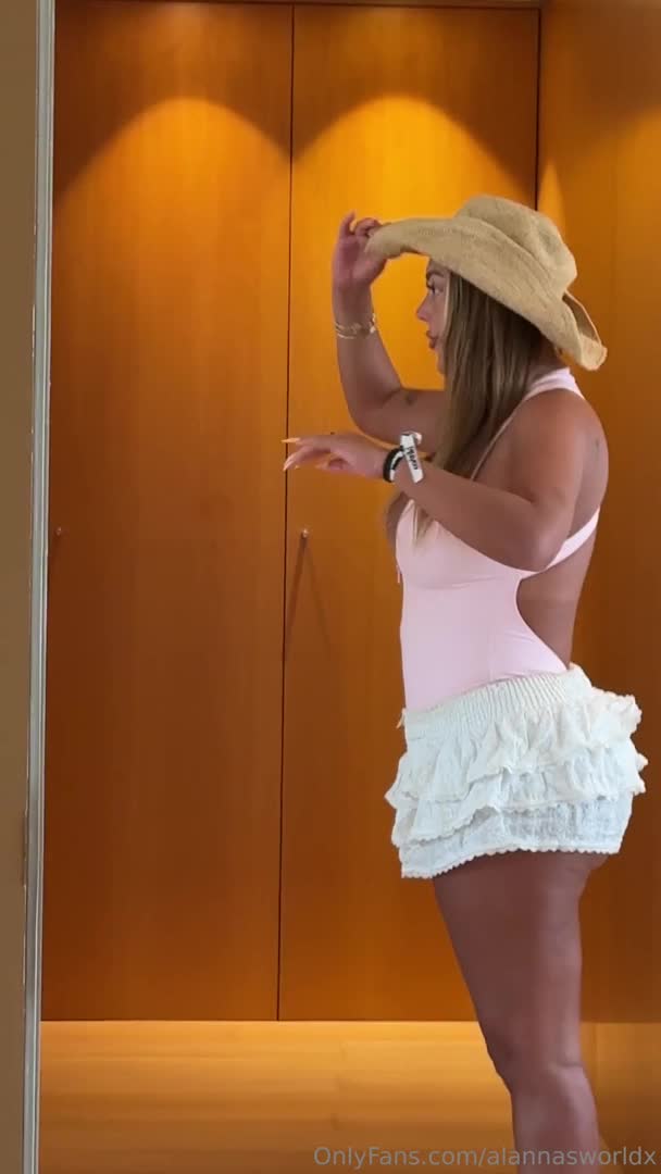 Alannasworldx Fucks MrLucky's BWC On Vacation - Blowjob - Sex - Big Boobs - Blonde - Vacation - Huge Boobs - PAWG - Jiggly Ass - Balls Sucking - Boobjob