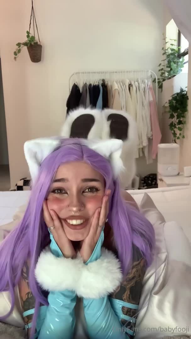 BabyFooji Tries To Keep You Entertained - Masturbation