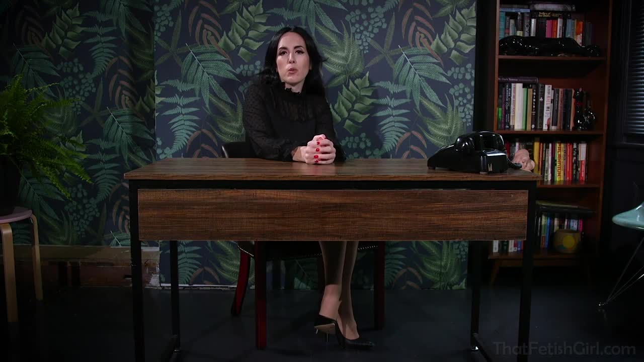 ThatFetishGirl aka Tina Lee Comet - Sexy Boss Desperation Tease Pantyhose