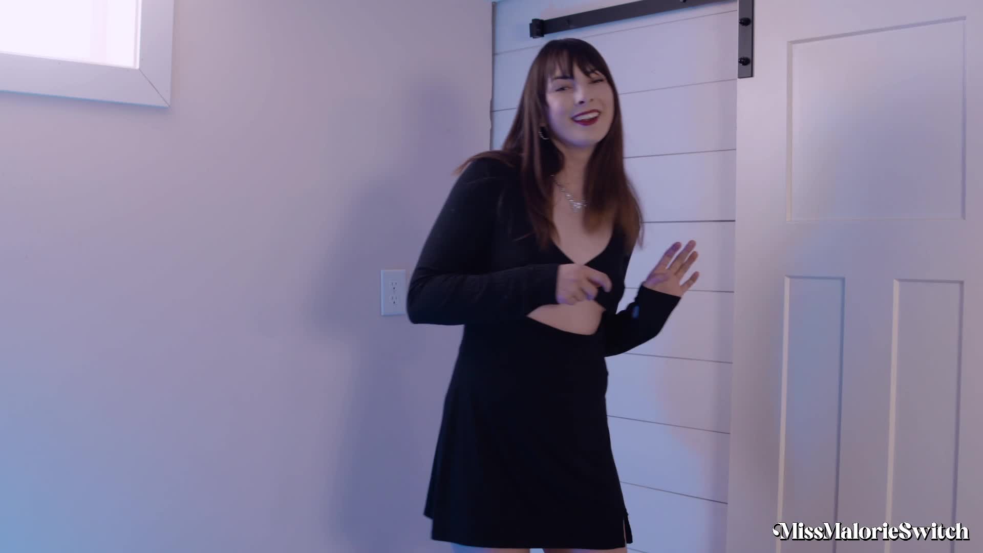 Miss Malorie Switch - Hot Mom Hotline