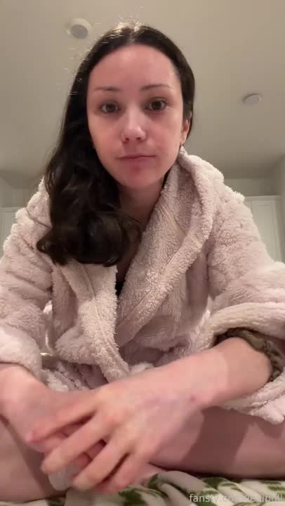 Lexi Poll ASMR - 19 March 2026 - Fully NUDE GF Roleplay!! You’re at work slaving away for your stay at home girlfriend.. (me)