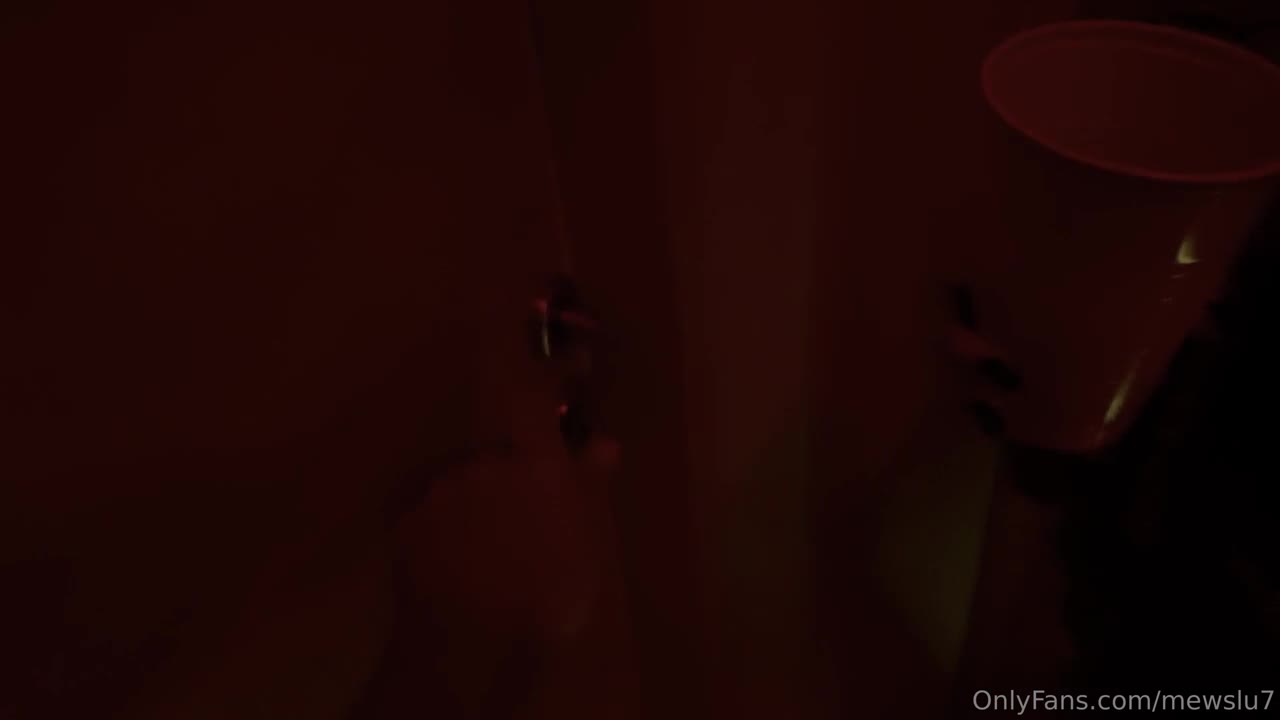 Mewslut - Turns a Bathroom Hookup Into Some Private Fun