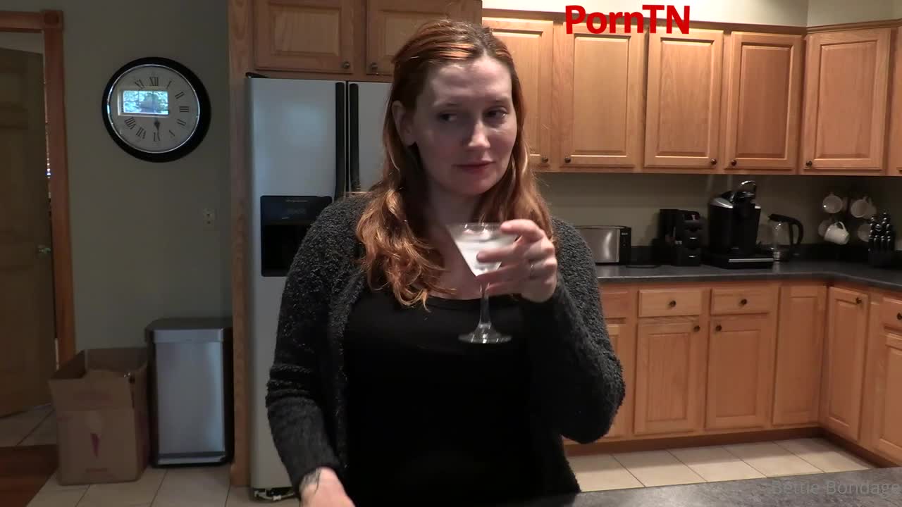 Bettie Bondage - Spying on Best Friend's Mom - ASMR Porn Video & Massage XXX | Fullthot